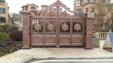 新鄉全鋁門怎么制作-安誠護欄廠家